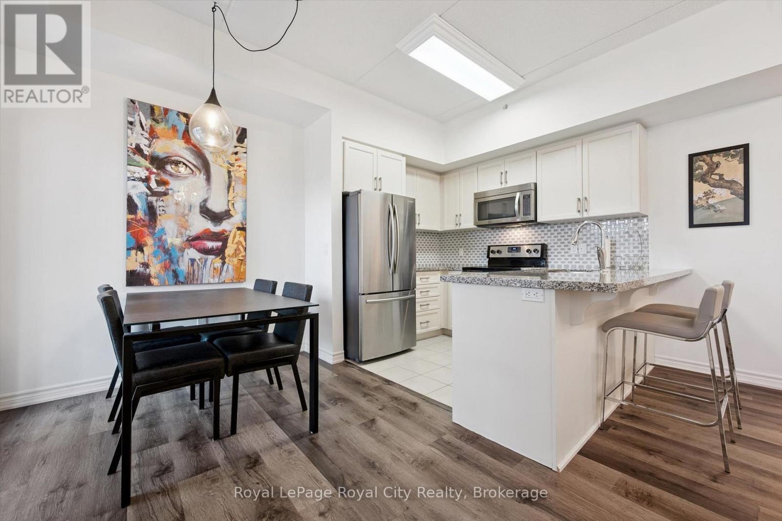 












228 - 1077 GORDON STREET

,
Guelph (Kortright West),




Ontario
N1G0E3

