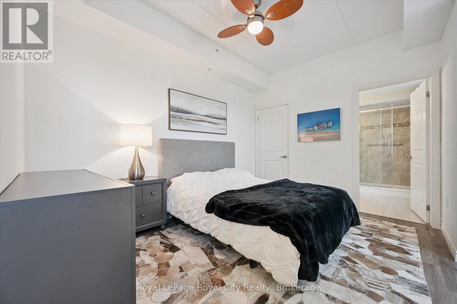 












228 - 1077 GORDON STREET

,
Guelph (Kortright West),




Ontario
N1G0E3

