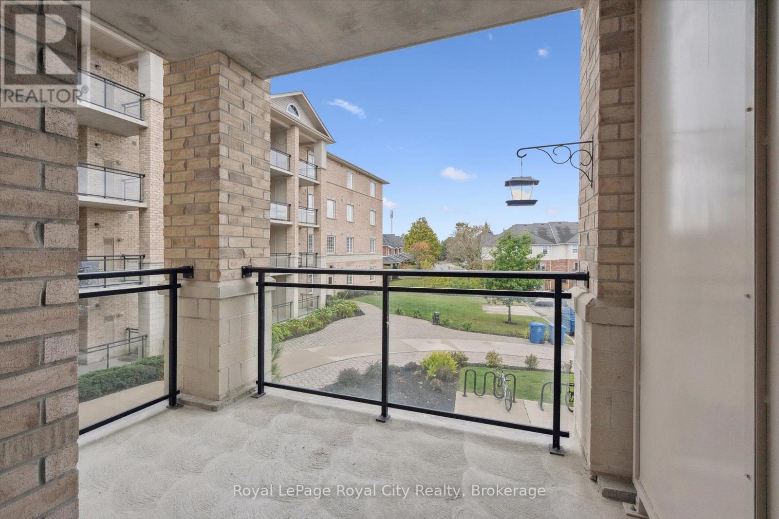 












228 - 1077 GORDON STREET

,
Guelph (Kortright West),




Ontario
N1G0E3

