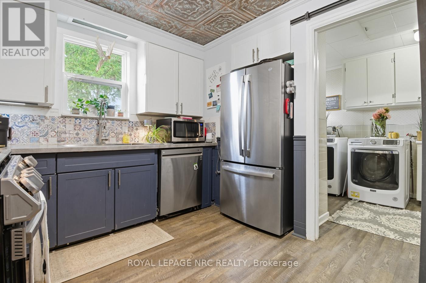 












464 GORHAM ROAD

,
Fort Erie (Ridgeway),




Ontario
L0S1N0

