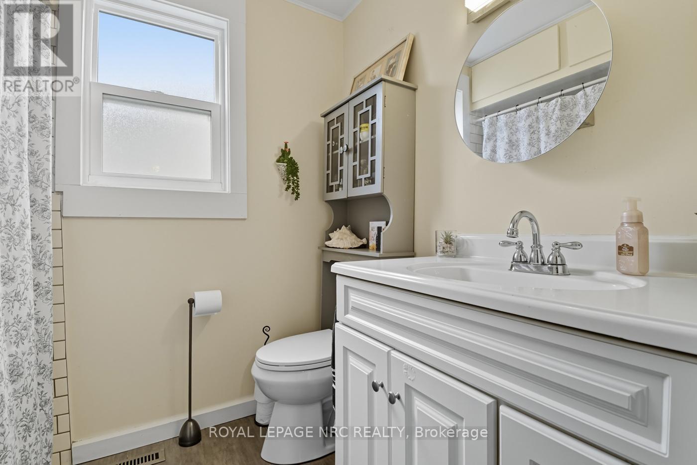 












464 GORHAM ROAD

,
Fort Erie (Ridgeway),




Ontario
L0S1N0

