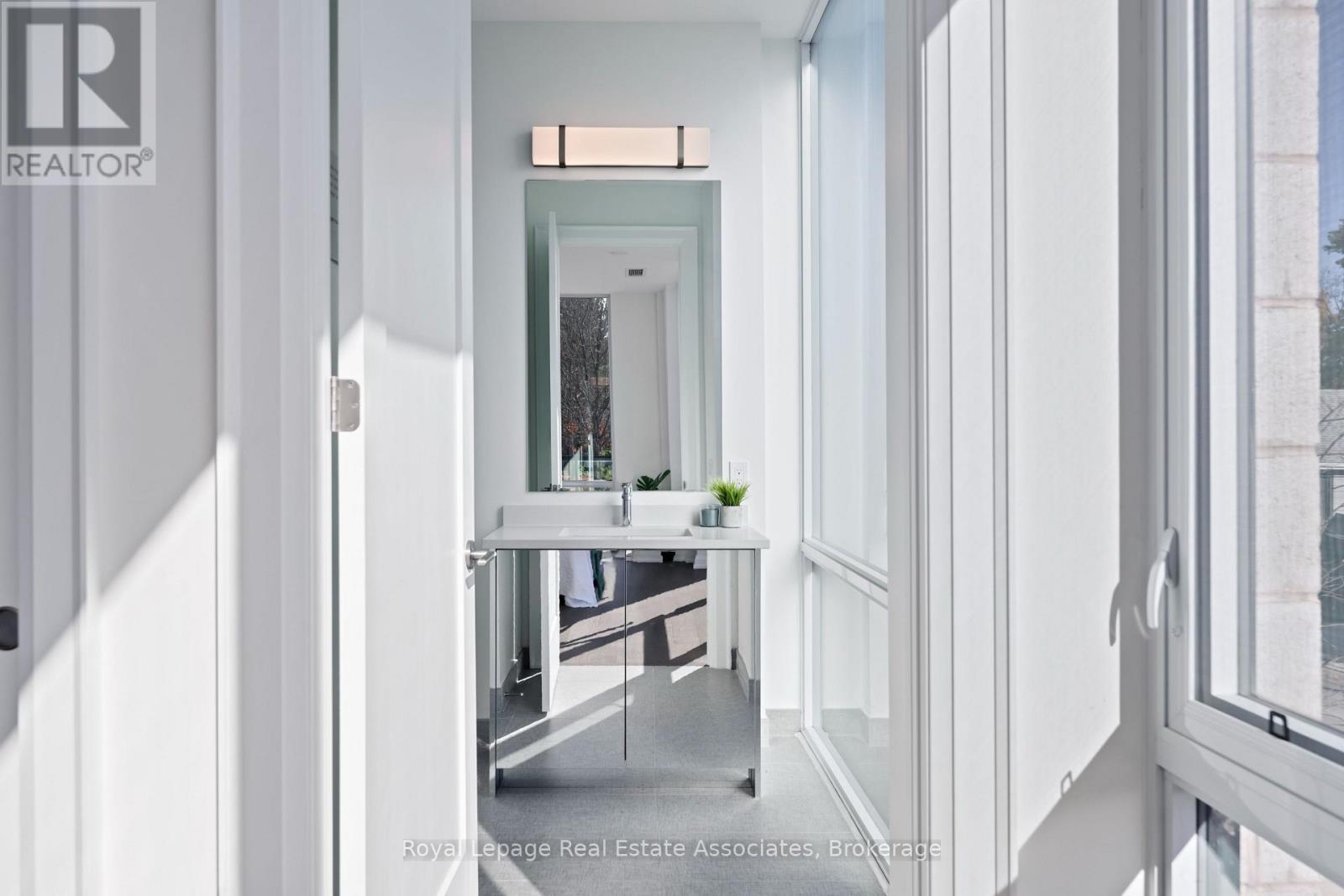 












209 - 42 MILL STREET

,
Halton Hills,




Ontario
L7G2H7

