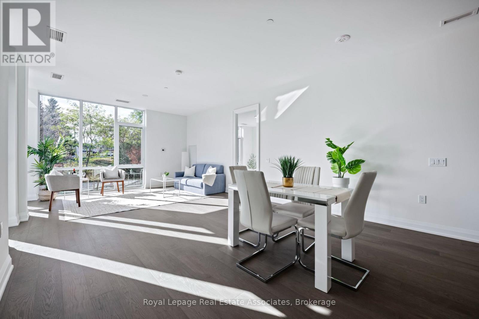 












209 - 42 MILL STREET

,
Halton Hills,




Ontario
L7G2H7

