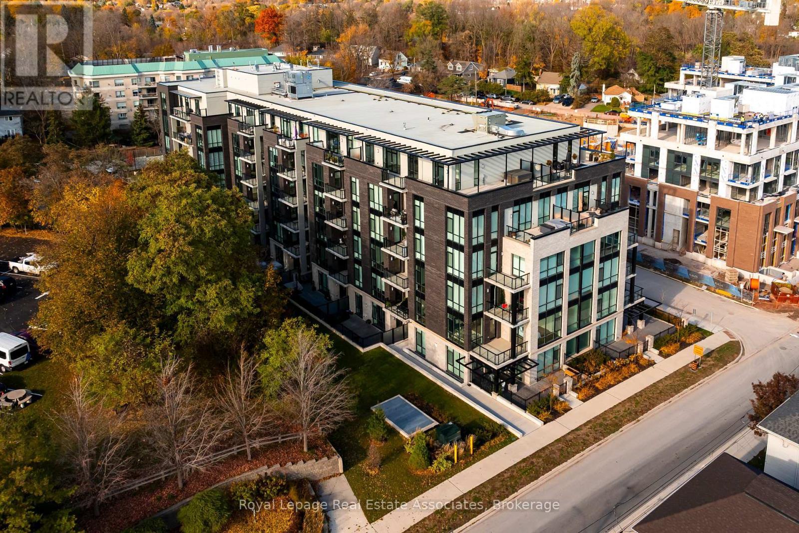 












209 - 42 MILL STREET

,
Halton Hills,




Ontario
L7G2H7

