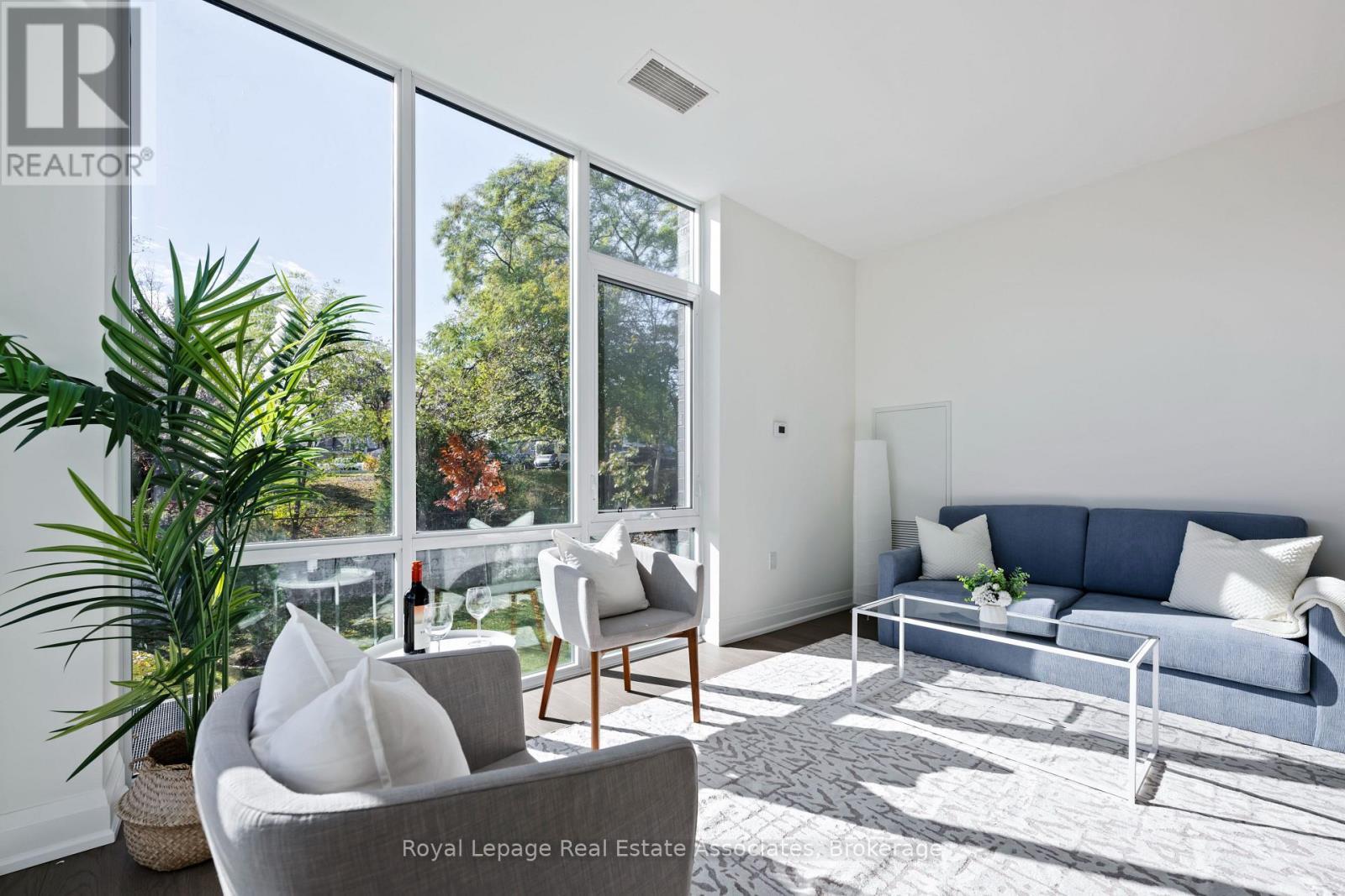 












209 - 42 MILL STREET

,
Halton Hills,




Ontario
L7G2H7

