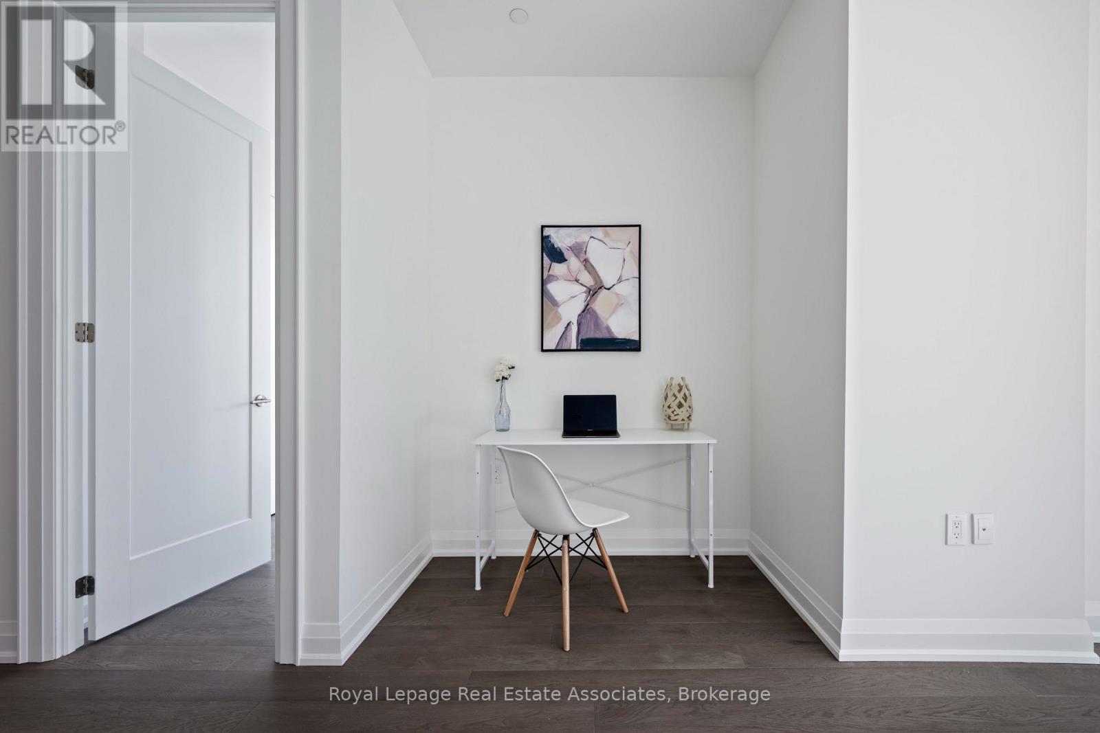 












209 - 42 MILL STREET

,
Halton Hills,




Ontario
L7G2H7

