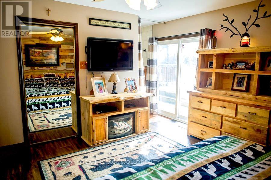 












333 6TH CONCESSION ROAD

,
Brant,




Ontario
N0E1B0

