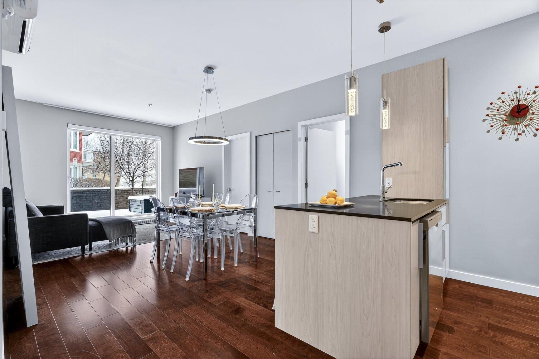 









740


32e Avenue

, 107,
Montréal (Lachine),




QC
H8T0A2

