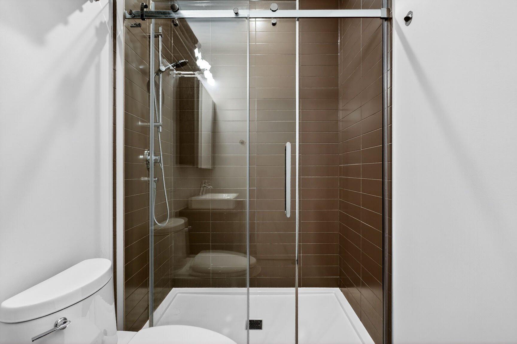 









740


32e Avenue

, 107,
Montréal (Lachine),




QC
H8T0A2

