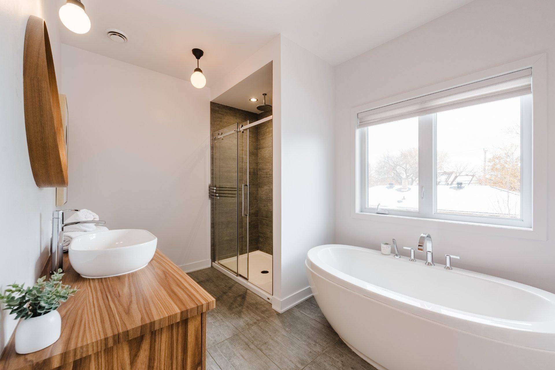 









960


Rue Moquin

,
Chambly,




QC
J3L1P8

