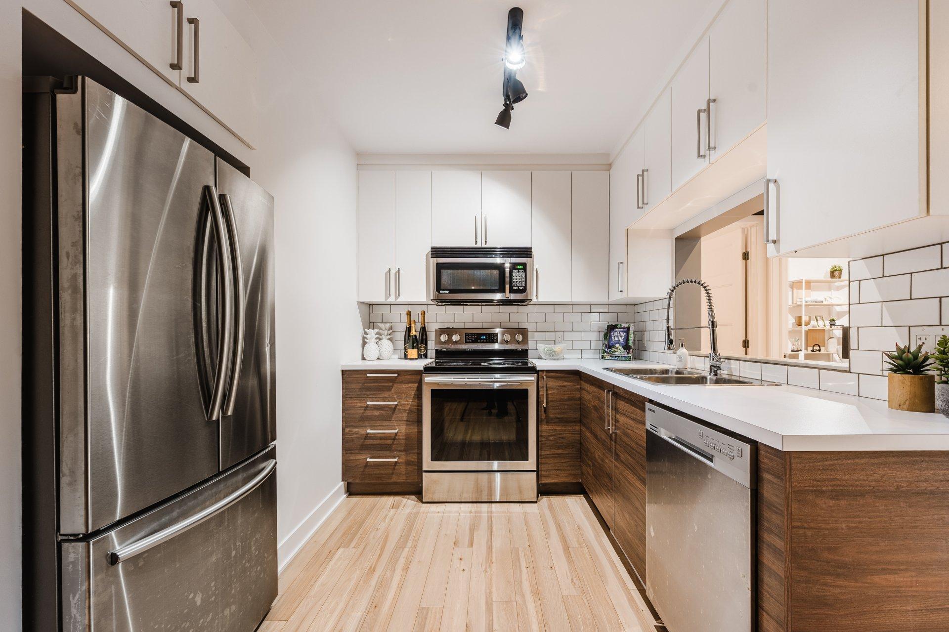 









960


Rue Moquin

,
Chambly,




QC
J3L1P8

