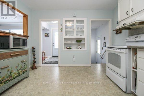 












1189 TRENTWAY VISTA

,
Peterborough (Northcrest Ward 5),




Ontario
K9H6N7

