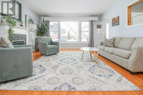 












1189 TRENTWAY VISTA

,
Peterborough (Northcrest Ward 5),




Ontario
K9H6N7

