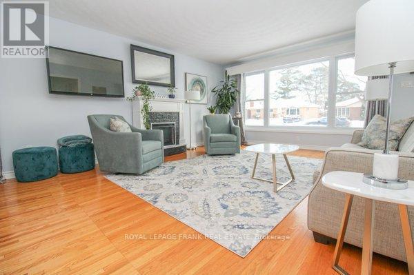 












1189 TRENTWAY VISTA

,
Peterborough (Northcrest Ward 5),




Ontario
K9H6N7

