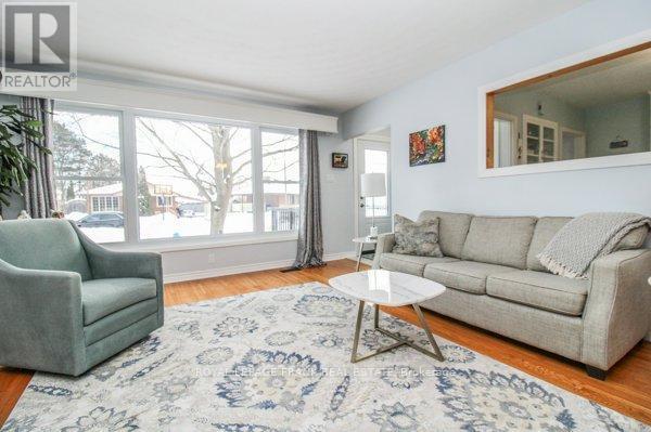 












1189 TRENTWAY VISTA

,
Peterborough (Northcrest Ward 5),




Ontario
K9H6N7

