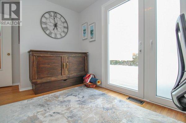 












1189 TRENTWAY VISTA

,
Peterborough (Northcrest Ward 5),




Ontario
K9H6N7

