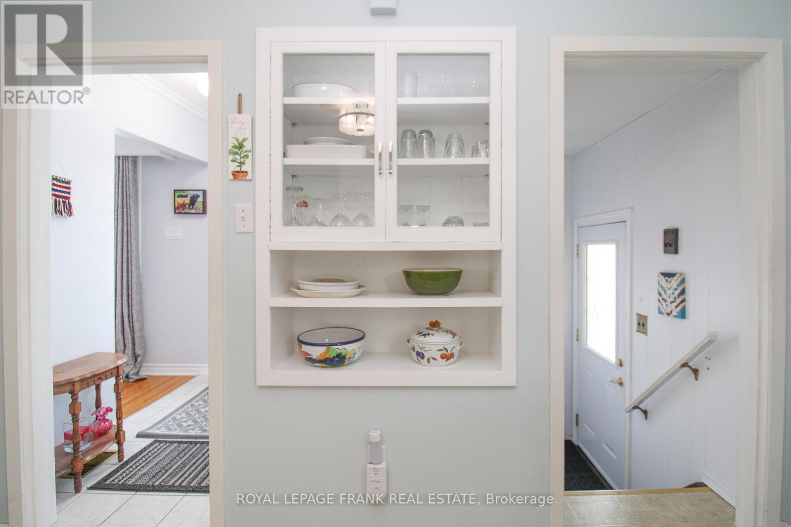 












1189 TRENTWAY VISTA

,
Peterborough (Northcrest Ward 5),




Ontario
K9H6N7

