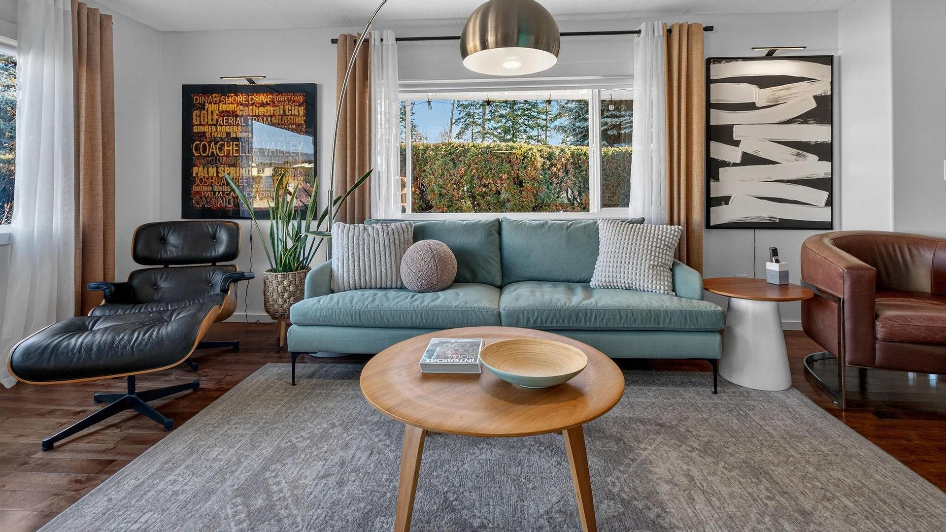 









1880


Old Boucherie

Road, 137,
West Kelowna,




BC
V4T 1Z3

