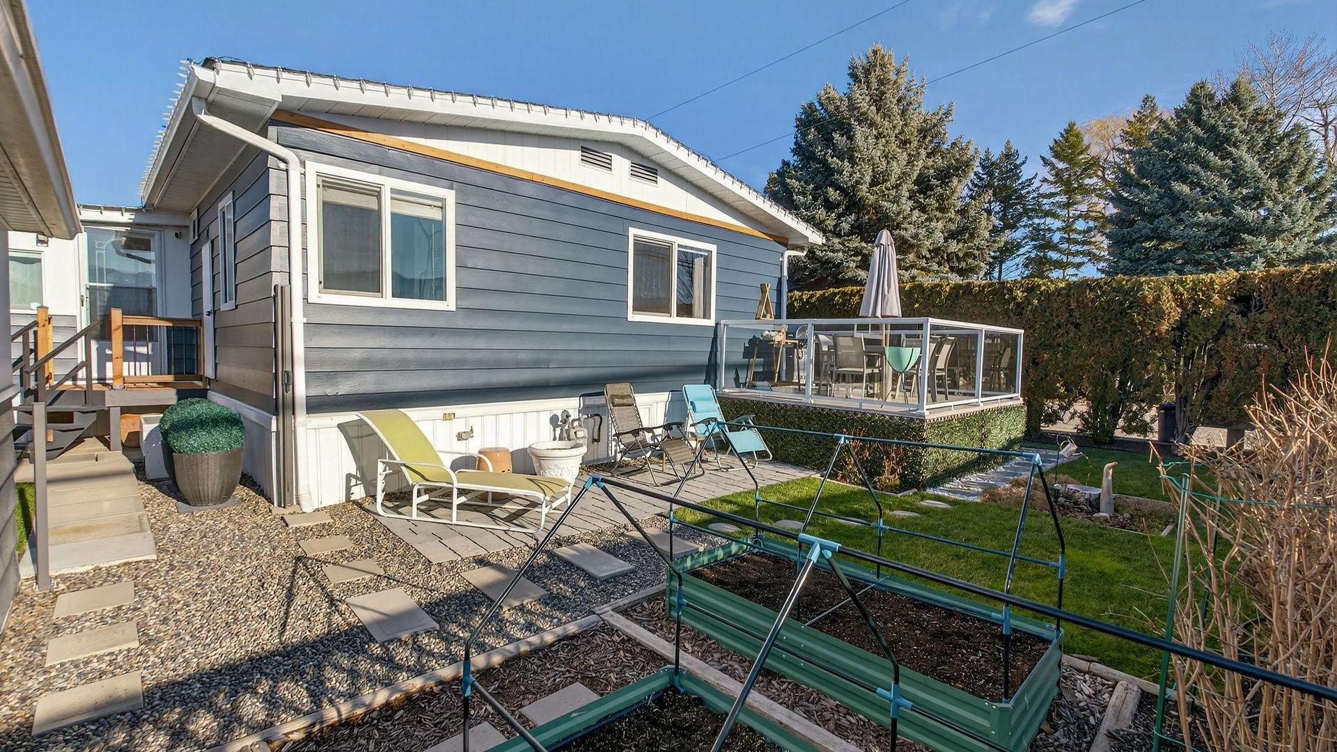 









1880


Old Boucherie

Road, 137,
West Kelowna,




BC
V4T 1Z3

