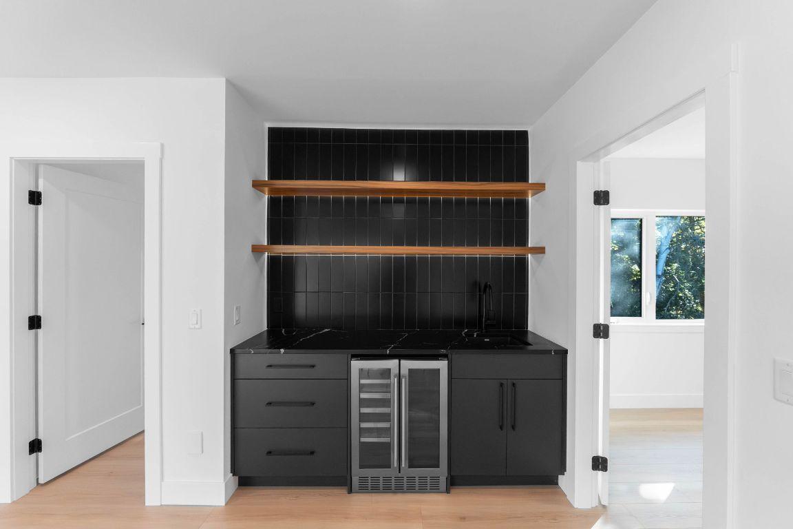 









4630


McClure

Road,
Kelowna,




BC
V1W 1L6

