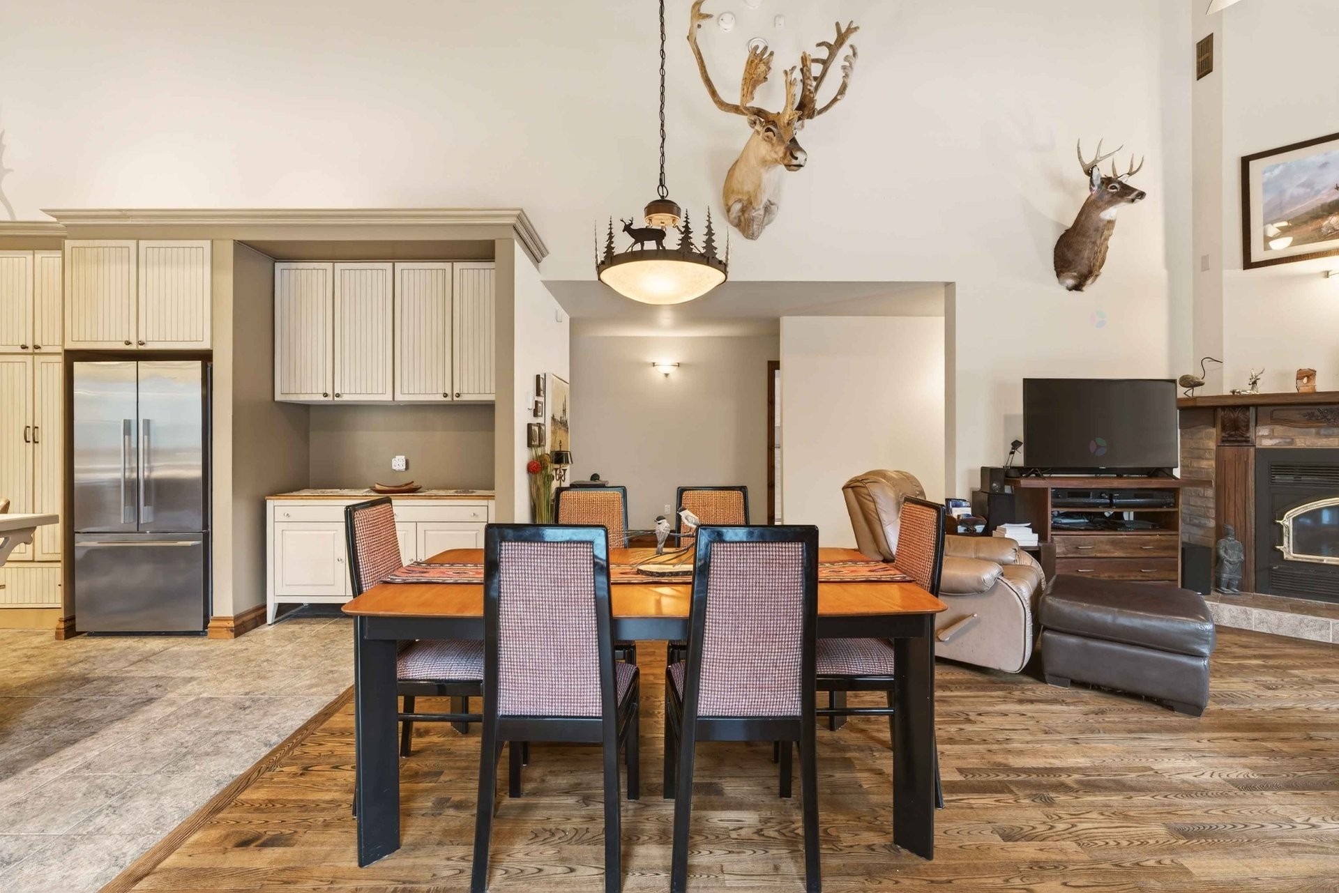 









1816


Ch. du Lac-Boileau O.

,
Rivière-Rouge,




QC
J0T1T0

