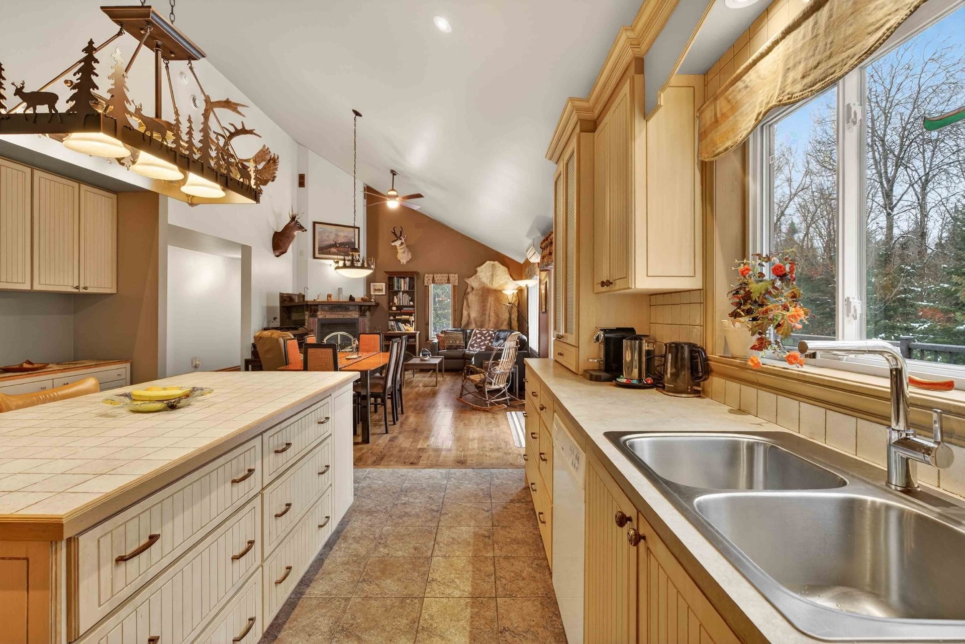 









1816


Ch. du Lac-Boileau O.

,
Rivière-Rouge,




QC
J0T1T0

