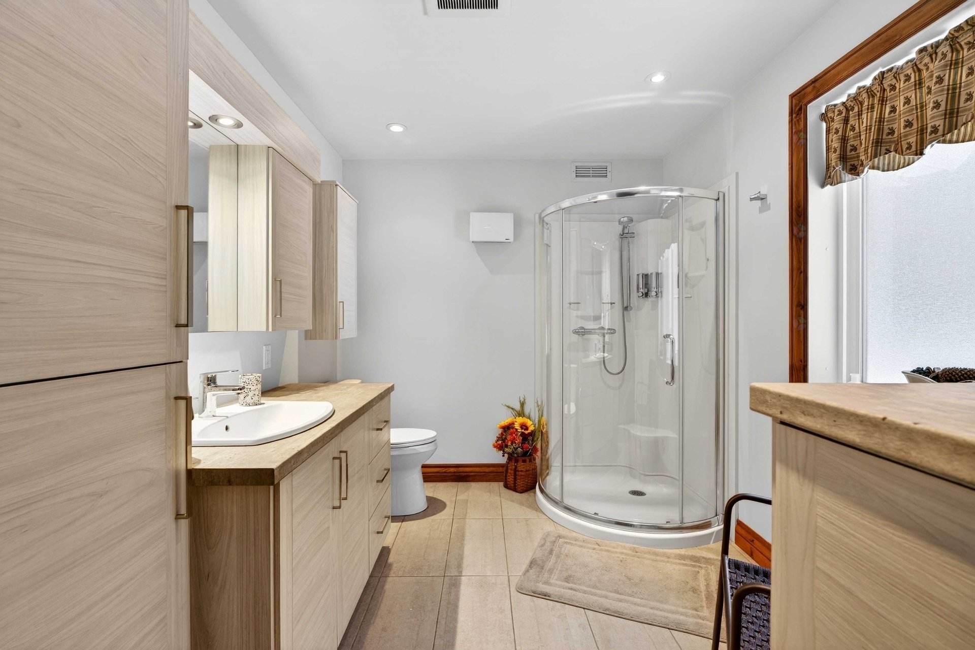 









1816


Ch. du Lac-Boileau O.

,
Rivière-Rouge,




QC
J0T1T0

