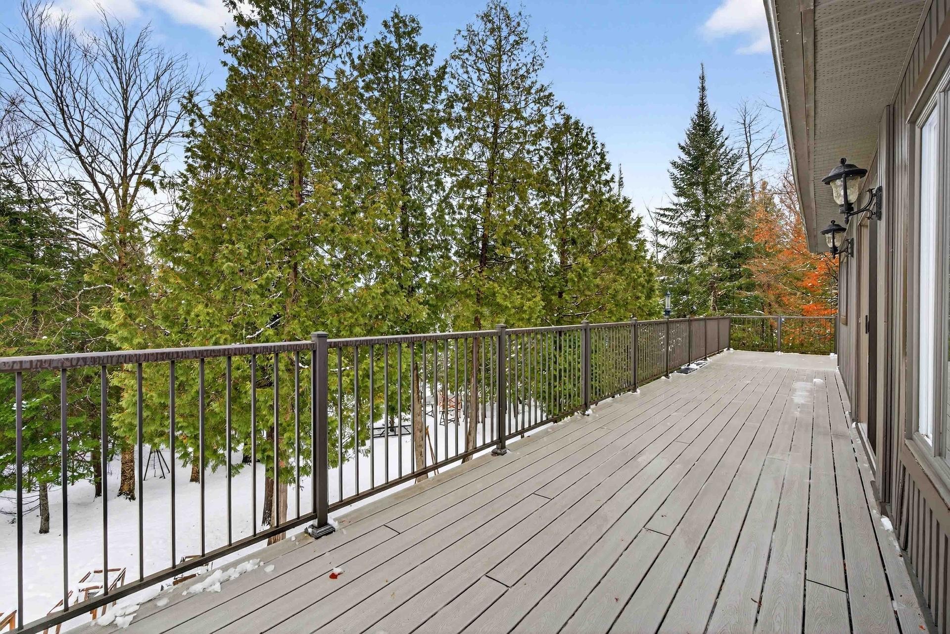 









1816


Ch. du Lac-Boileau O.

,
Rivière-Rouge,




QC
J0T1T0

