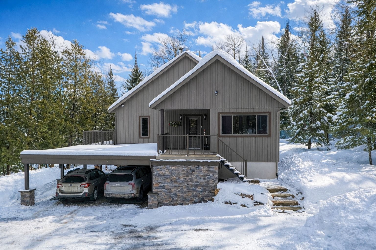 









1816


Ch. du Lac-Boileau O.

,
Rivière-Rouge,




QC
J0T1T0

