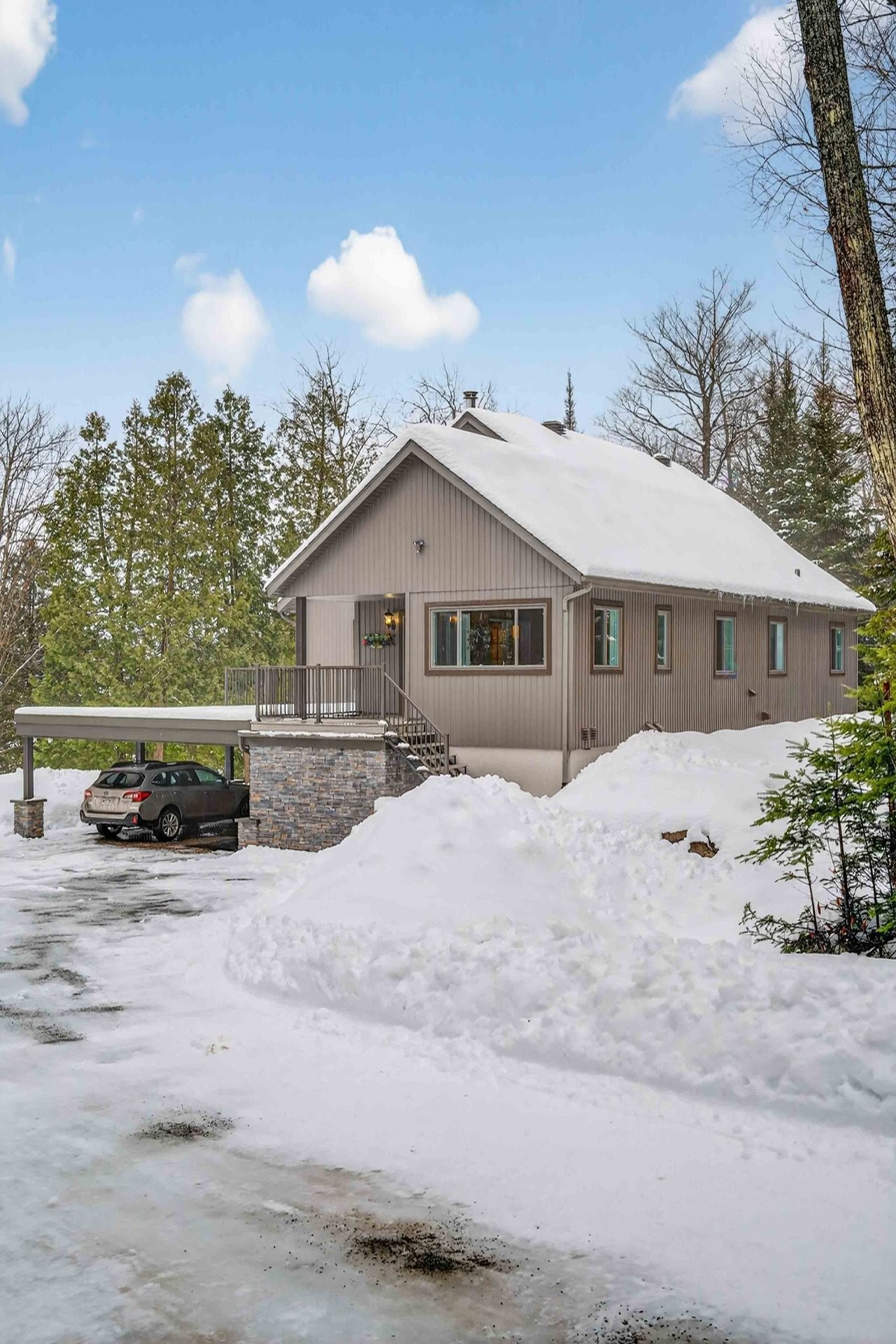 









1816


Ch. du Lac-Boileau O.

,
Rivière-Rouge,




QC
J0T1T0

