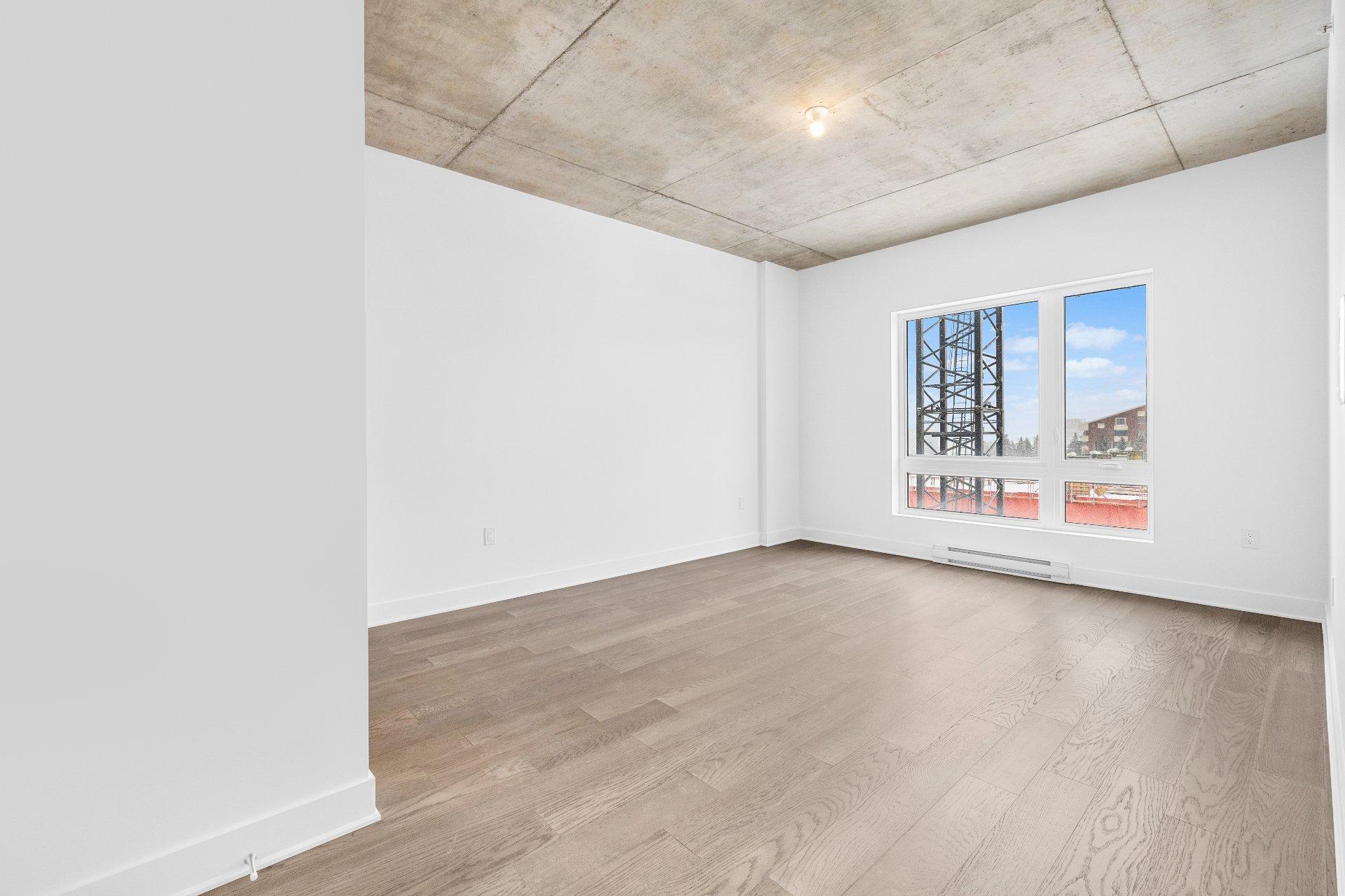 









244


Boul. Hymus

, 505,
Pointe-Claire,




QC
H9R1G3

