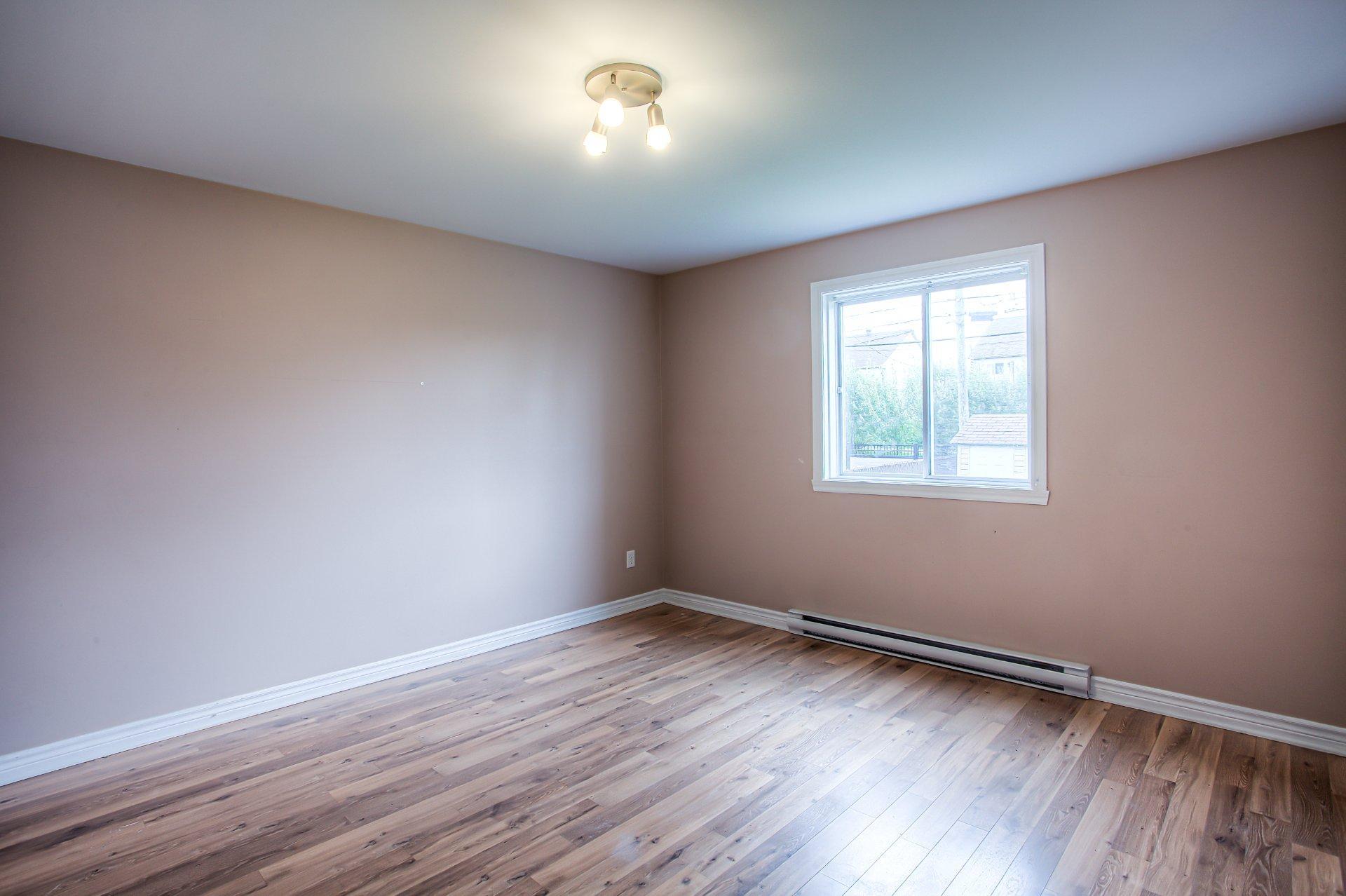 









4658


Rue Esther-Pariseau

,
Laval (Chomedey),




QC
H7W0C2

