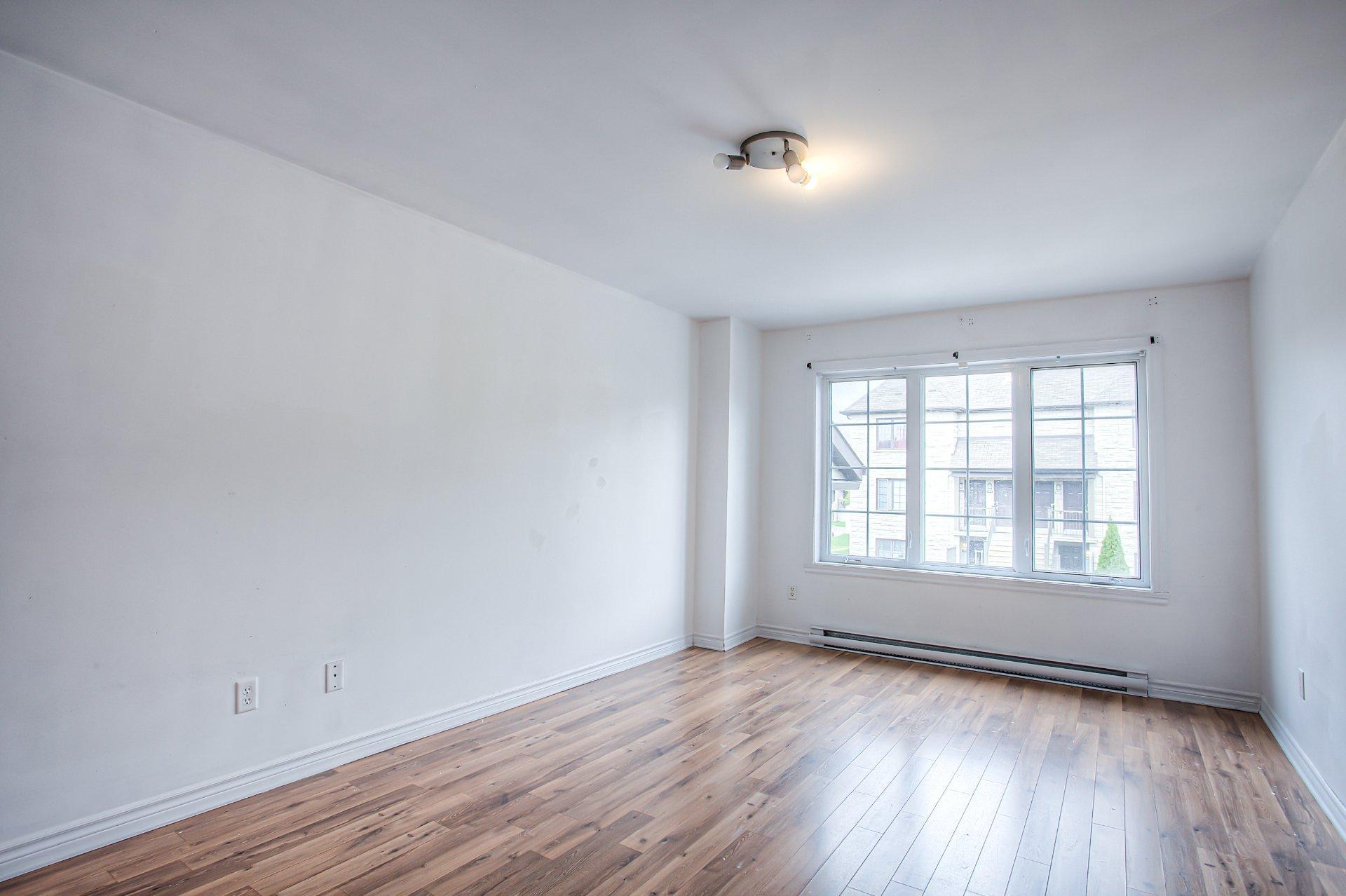 









4658


Rue Esther-Pariseau

,
Laval (Chomedey),




QC
H7W0C2

