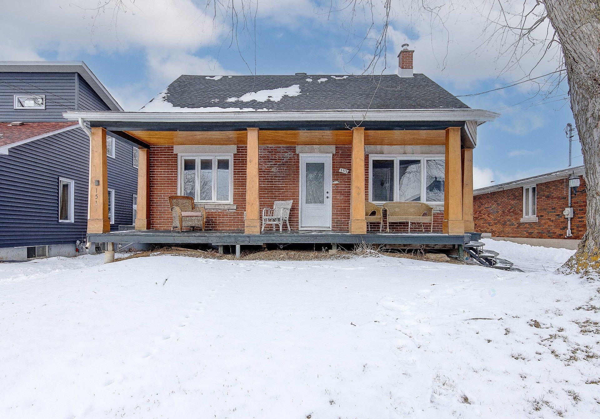 









151

 - 153


Rue St-Germain

,
Saint-Jean-sur-Richelieu,




QC
J3B3H9

