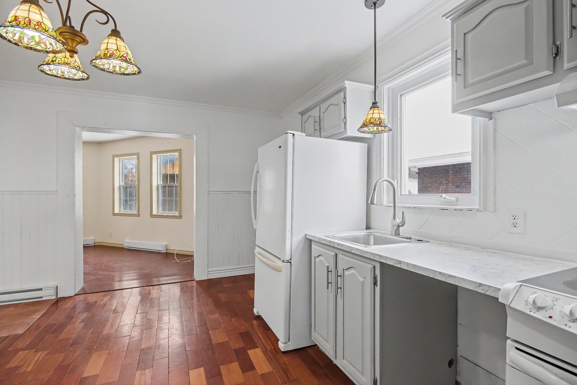 









151

 - 153


Rue St-Germain

,
Saint-Jean-sur-Richelieu,




QC
J3B3H9

