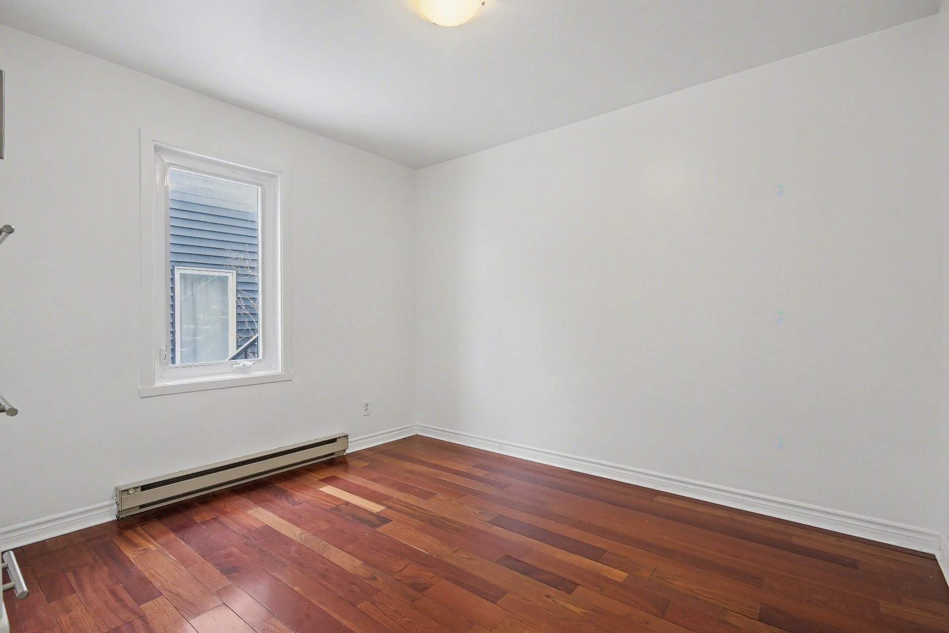 









151

 - 153


Rue St-Germain

,
Saint-Jean-sur-Richelieu,




QC
J3B3H9

