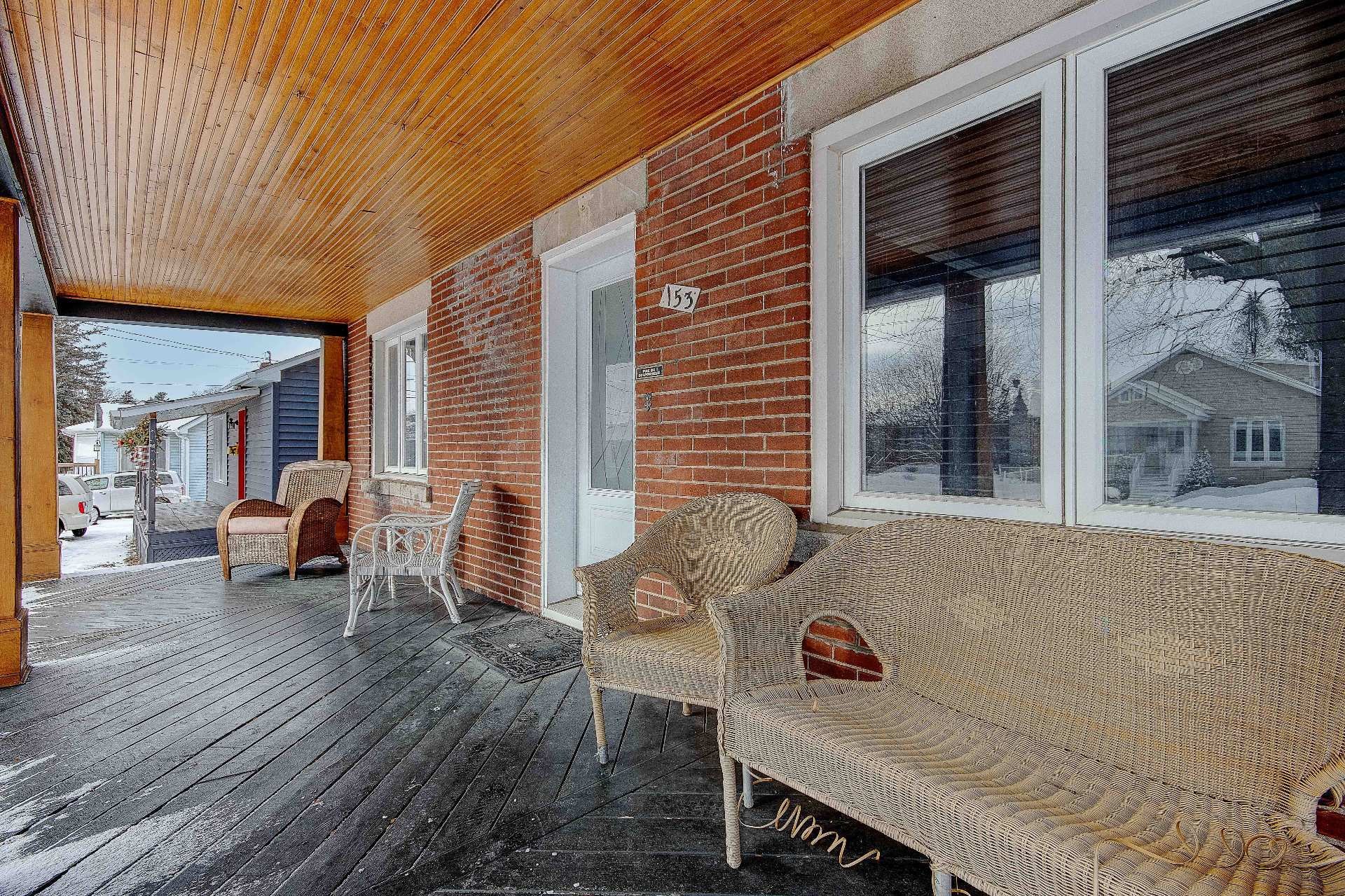 









151

 - 153


Rue St-Germain

,
Saint-Jean-sur-Richelieu,




QC
J3B3H9

