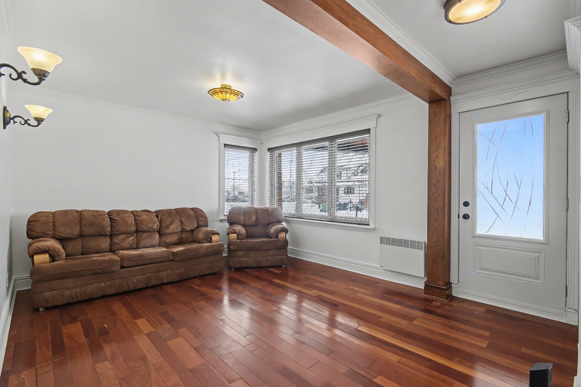 









151

 - 153


Rue St-Germain

,
Saint-Jean-sur-Richelieu,




QC
J3B3H9

