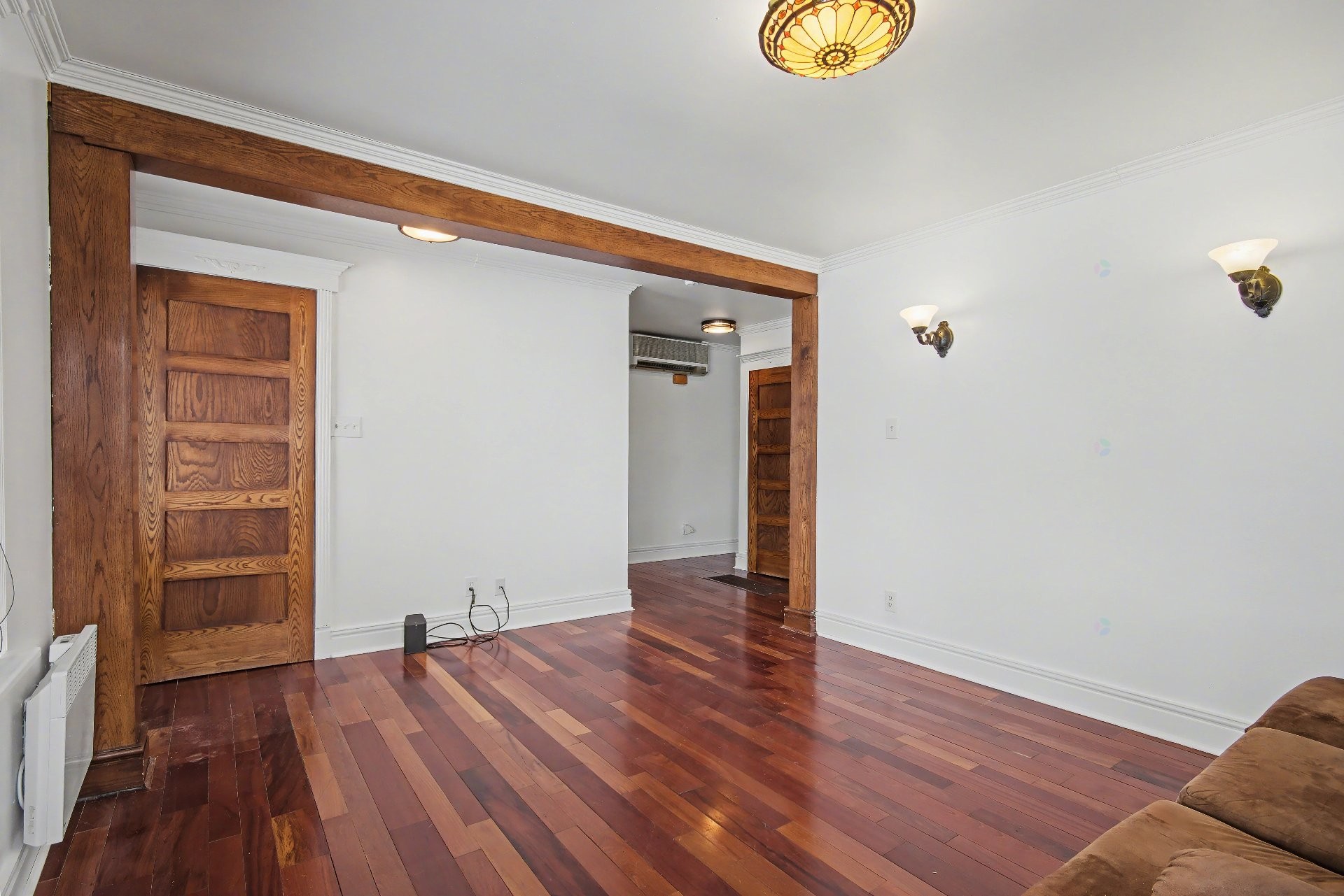 









151

 - 153


Rue St-Germain

,
Saint-Jean-sur-Richelieu,




QC
J3B3H9

