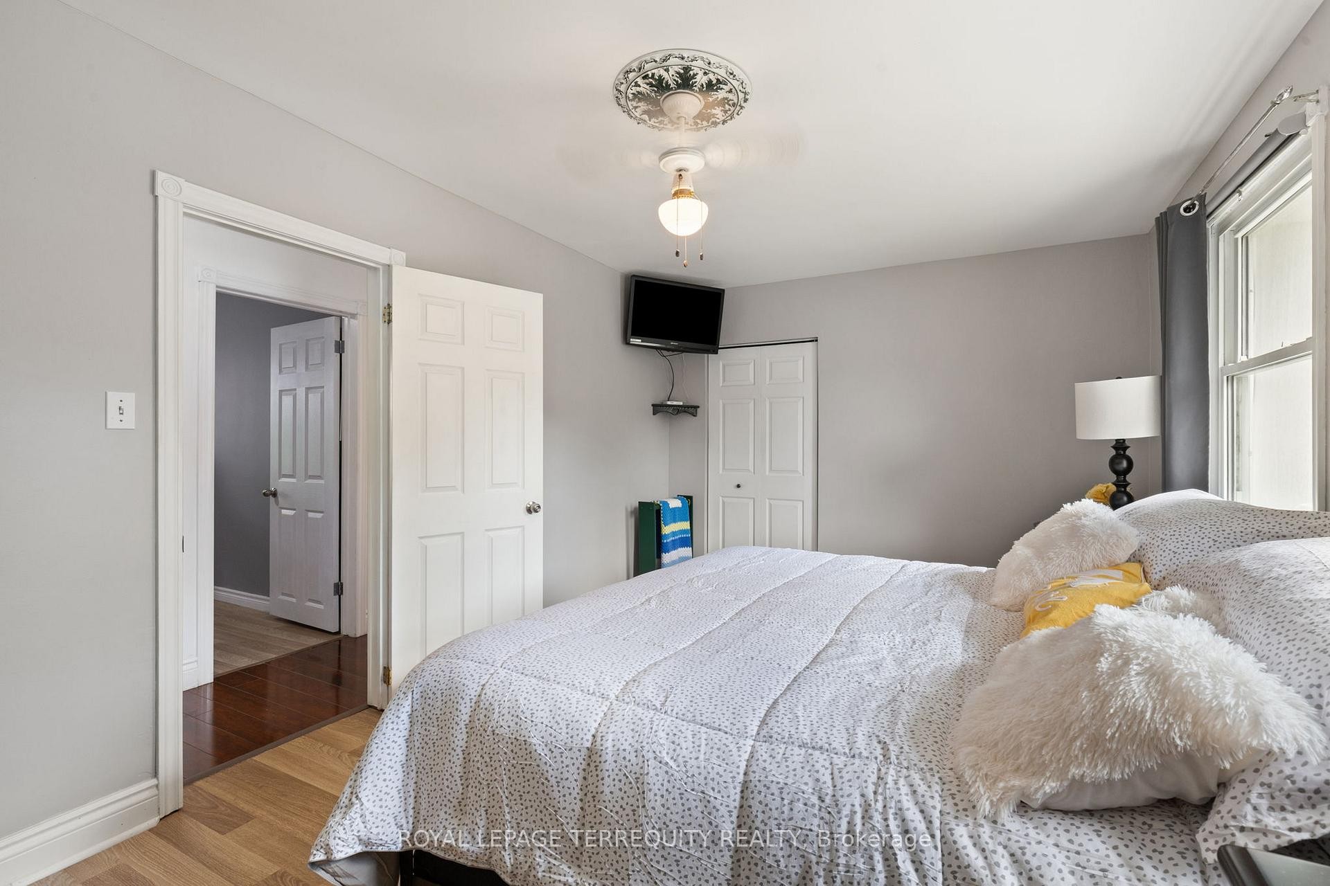 









353


Kingsleigh

Court,
Milton,




ON
L9T 1X6

