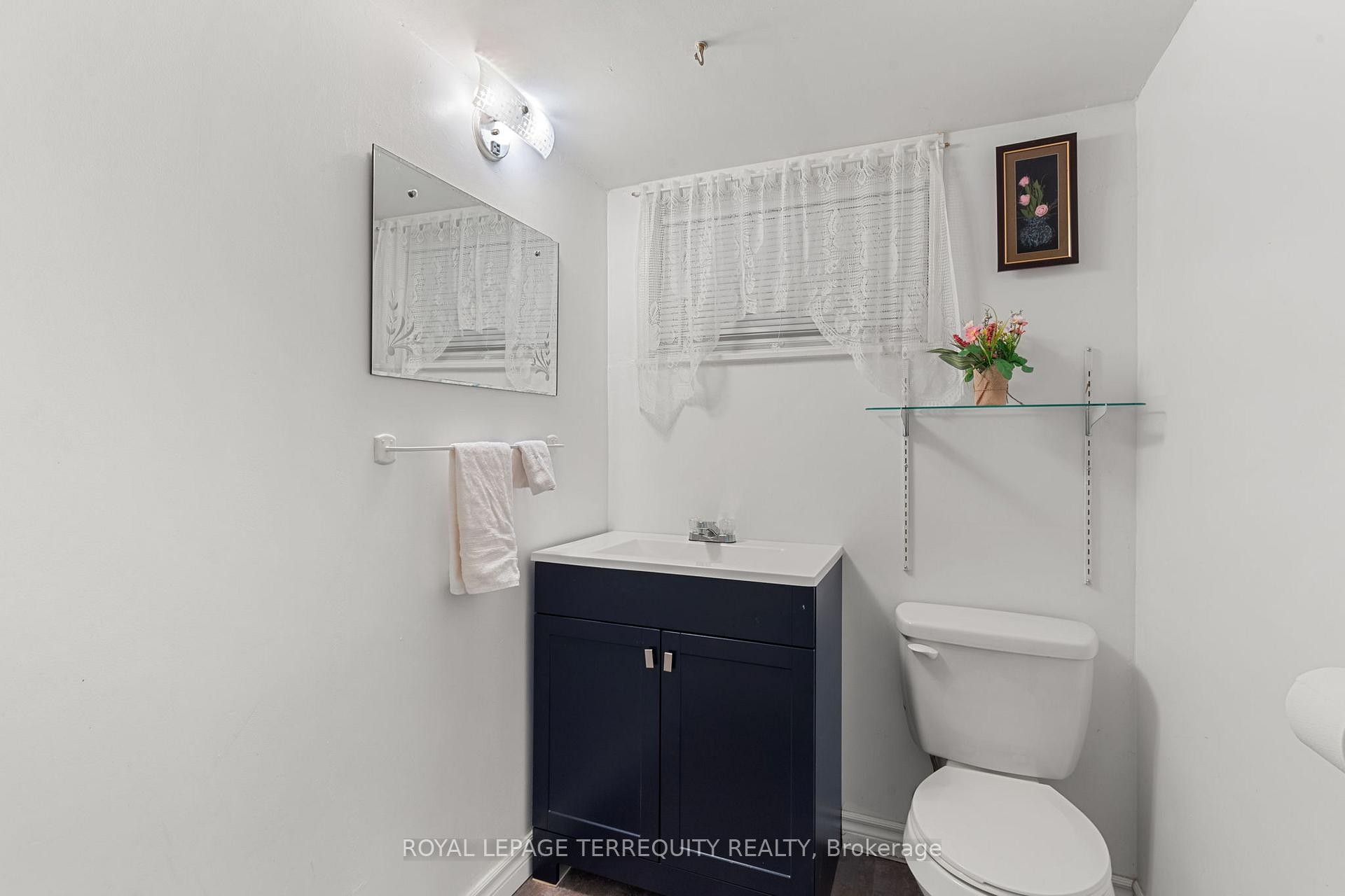 









353


Kingsleigh

Court,
Milton,




ON
L9T 1X6

