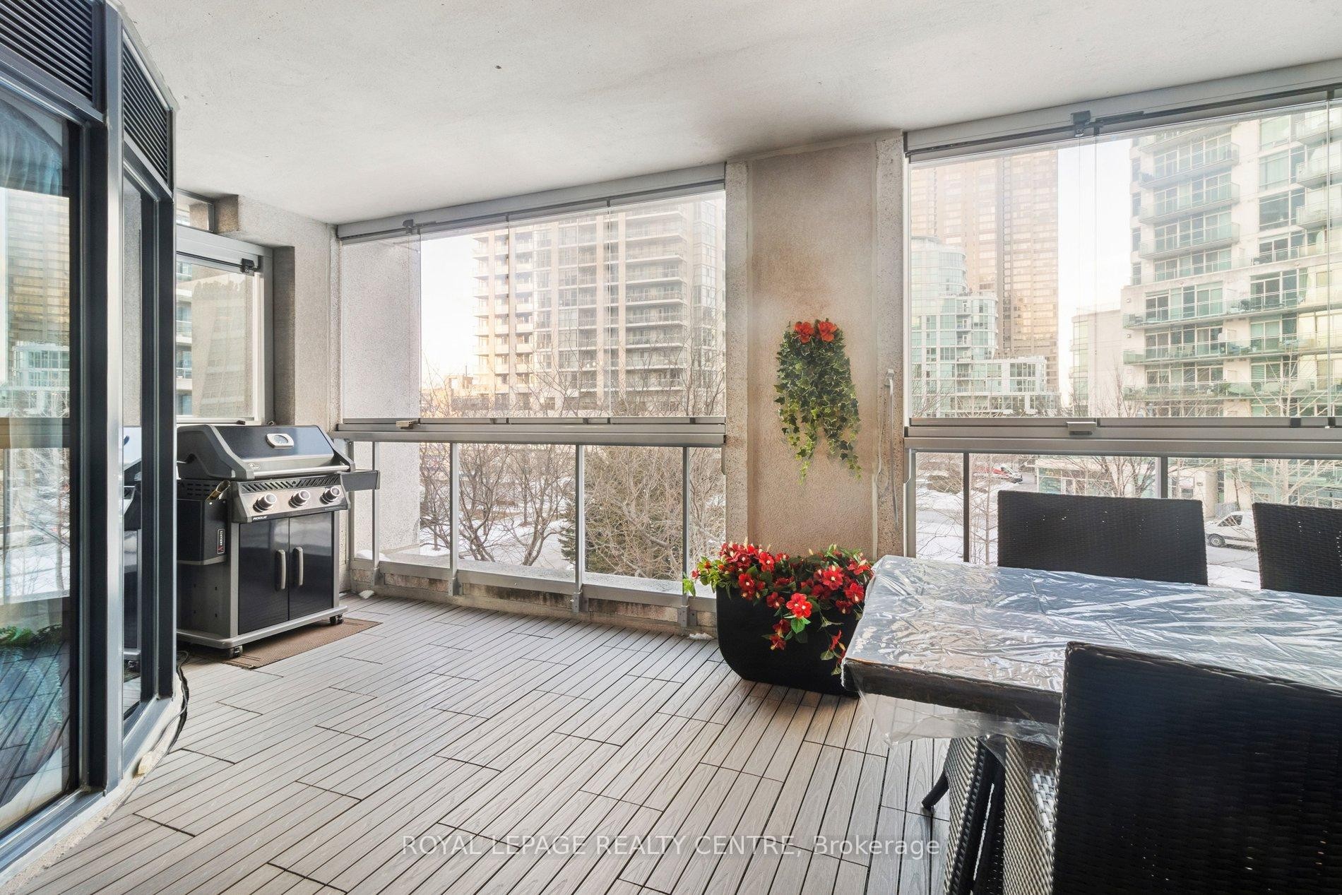 









2095


Lake Shore

Boulevard West, 220,
Toronto,




ON
M8V 4G4

