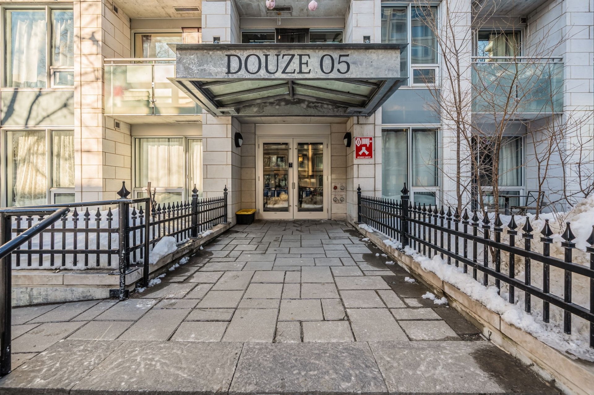 









1205


Rue MacKay

, 102,
Montréal (Ville-Marie),




QC
H3G2H5

