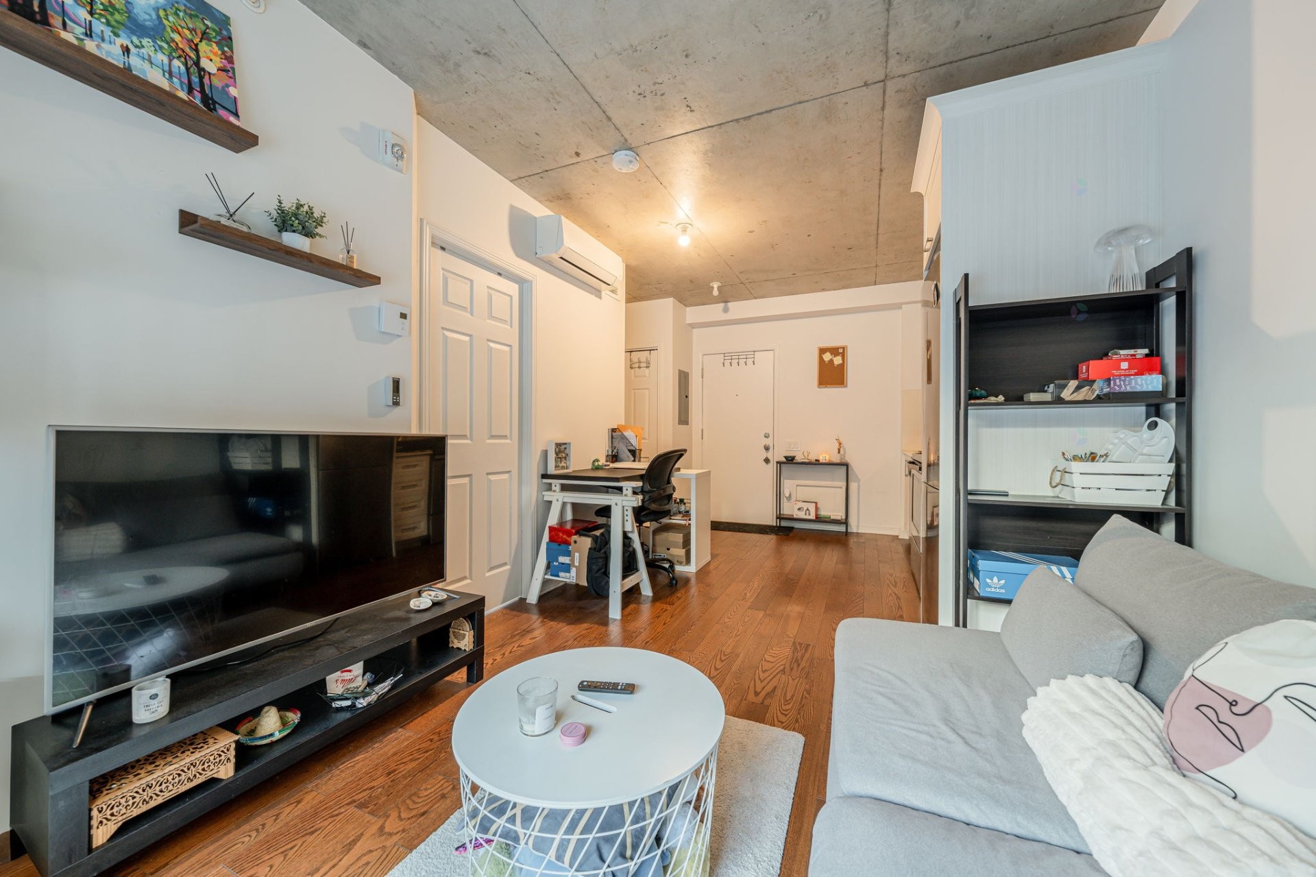 









1205


Rue MacKay

, 102,
Montréal (Ville-Marie),




QC
H3G2H5

