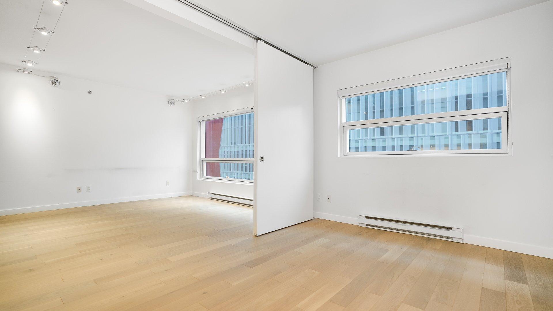 









350


Boul. De Maisonneuve O.

, 1111,
Montréal (Ville-Marie),




QC
H3A0B4

