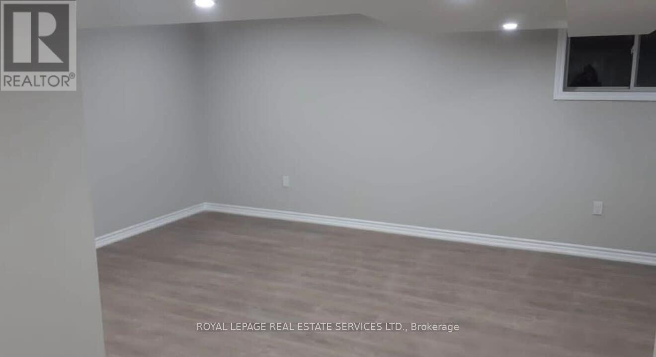 












BASEMENT - 17 ASPEN COMMON

,
St. Catharines,




Ontario
L2S2B3

