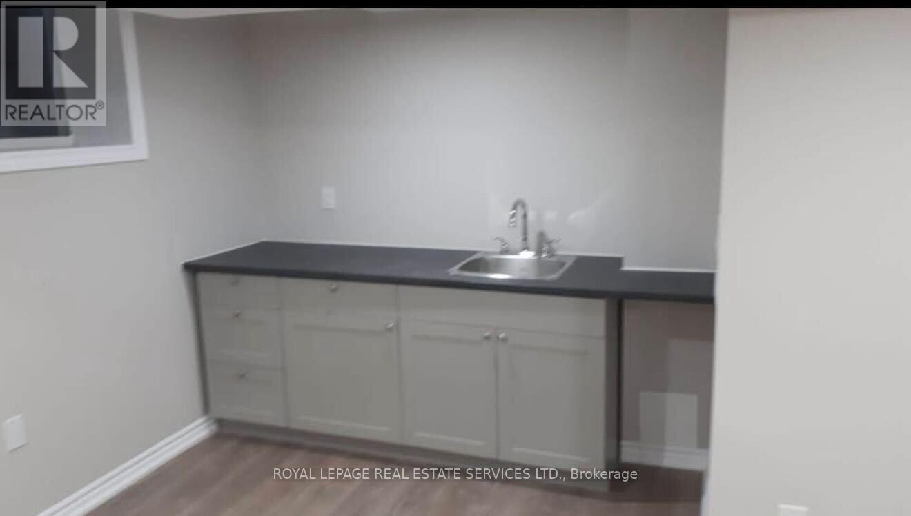 












BASEMENT - 17 ASPEN COMMON

,
St. Catharines,




Ontario
L2S2B3

