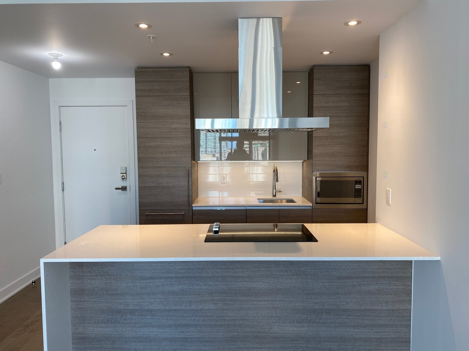 









1211


Rue Drummond

, 607,
Montréal (Ville-Marie),




QC
H3G1V8

