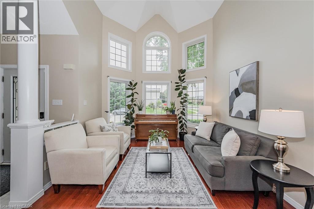 












2 OAKRIDGE Crescent

,
Guelph,




Ontario
N1L1J1

