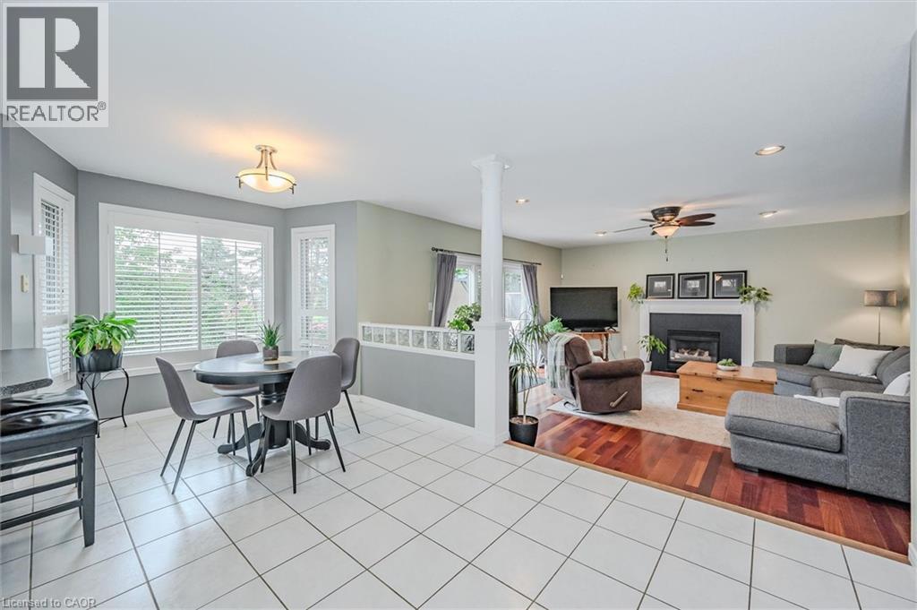 












2 OAKRIDGE Crescent

,
Guelph,




Ontario
N1L1J1

